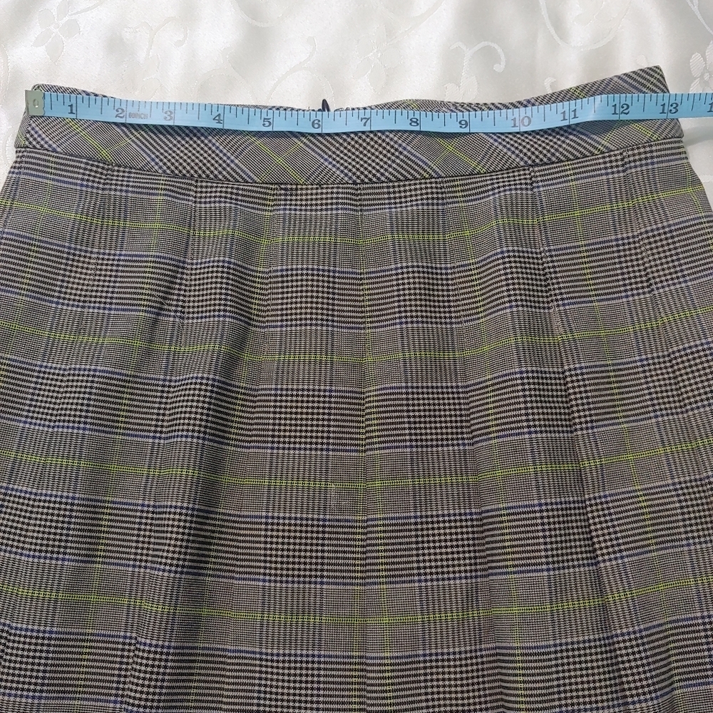 Aritizia Sunday Best "Olive" Mini Skirt Pleated Plaid Size 2 - Picture 7 of 8